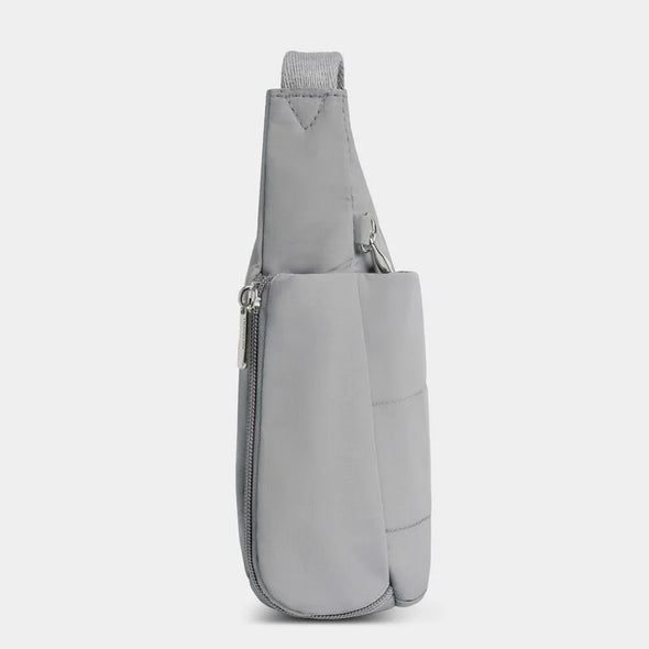 Roam Anti-Theft Medium Crossbody
