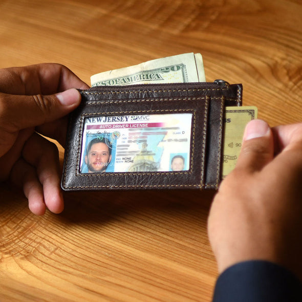 Voyager Zip Card Holder RFID -brown