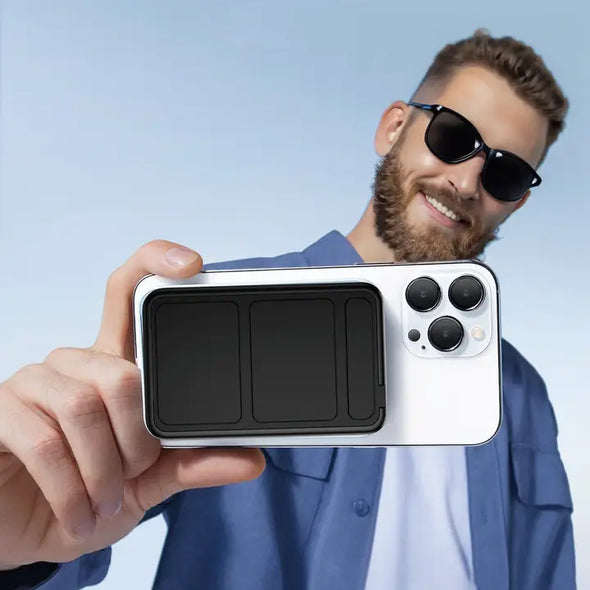 Magnetic Wireless Charging Power Bank with Stand