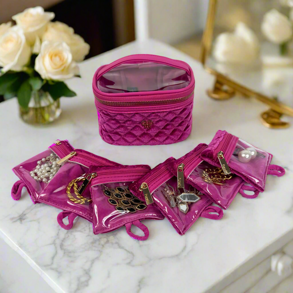 Getaway Jewelry Case - Holiday 2025 Velvet