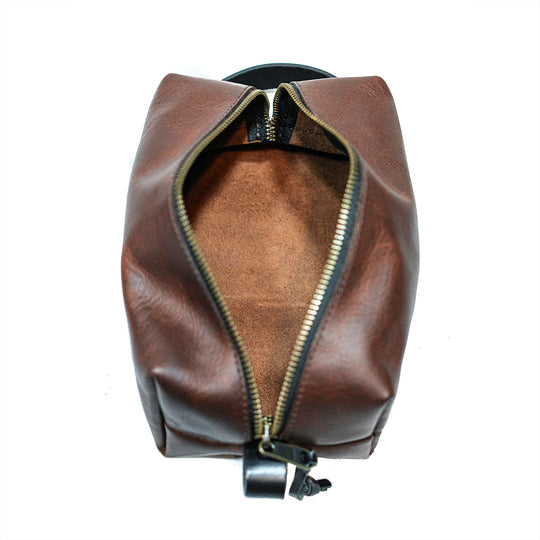 Oil-tanned Leather Dopp Kit