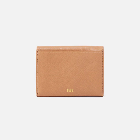 Pebbled Lumen Medium Wallet with Magnet - Sandstorm