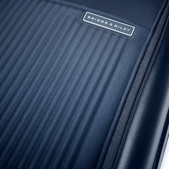 Sympatico 3.0 Essential Front Pocket Carry-On Spinner