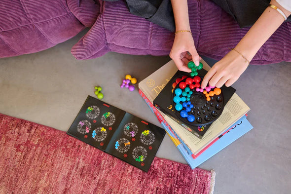 IQ Deluxe Puzzle Game